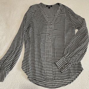 Houndstooth tunic express XS worn once!